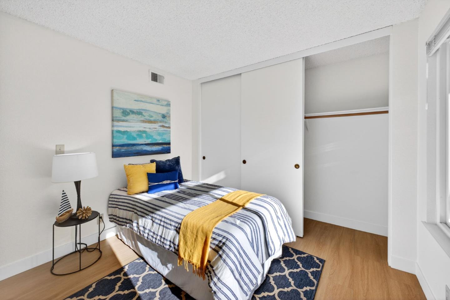 Detail Gallery Image 8 of 51 For 2487 Redbud Ct, San Jose,  CA 95128 - 3 Beds | 2 Baths