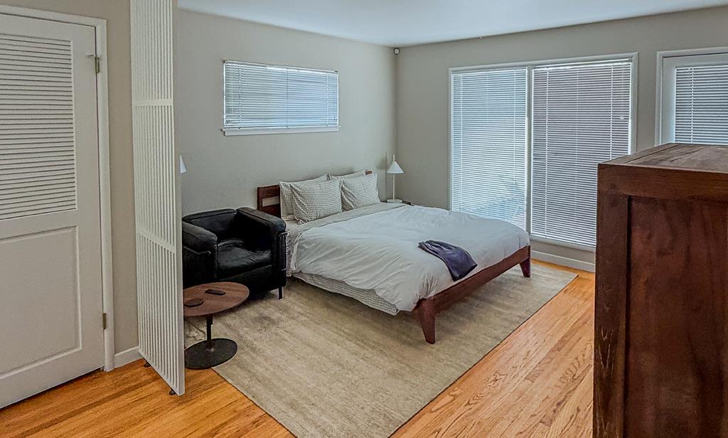 Detail Gallery Image 14 of 21 For 2735 Byron St, Palo Alto,  CA 94306 - – Beds | – Baths