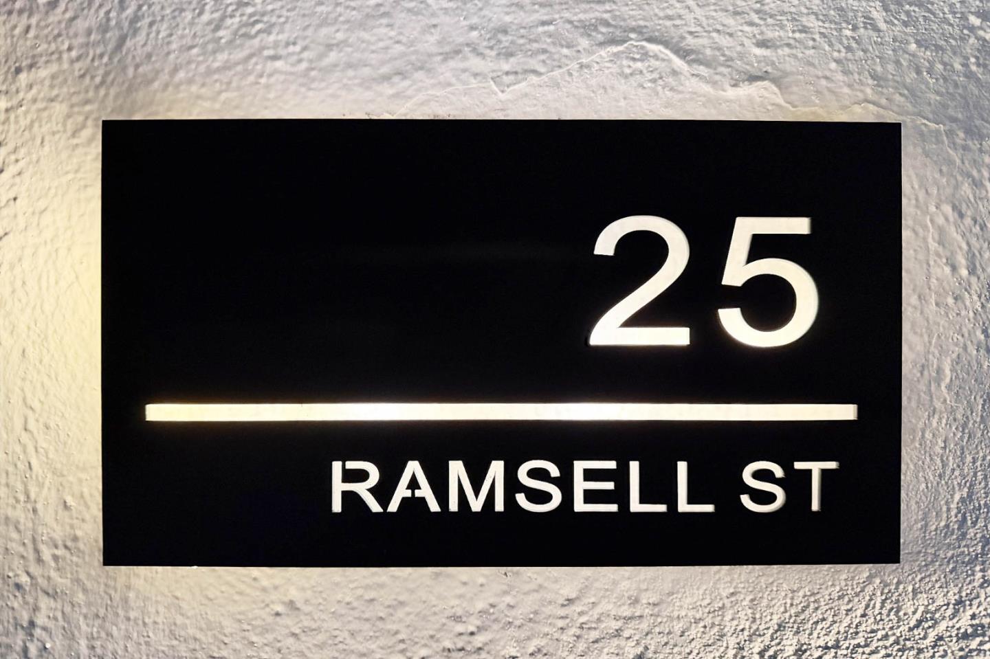 Detail Gallery Image 10 of 66 For 25 Ramsell St, San Francisco,  CA 94132 - 4 Beds | 3/1 Baths