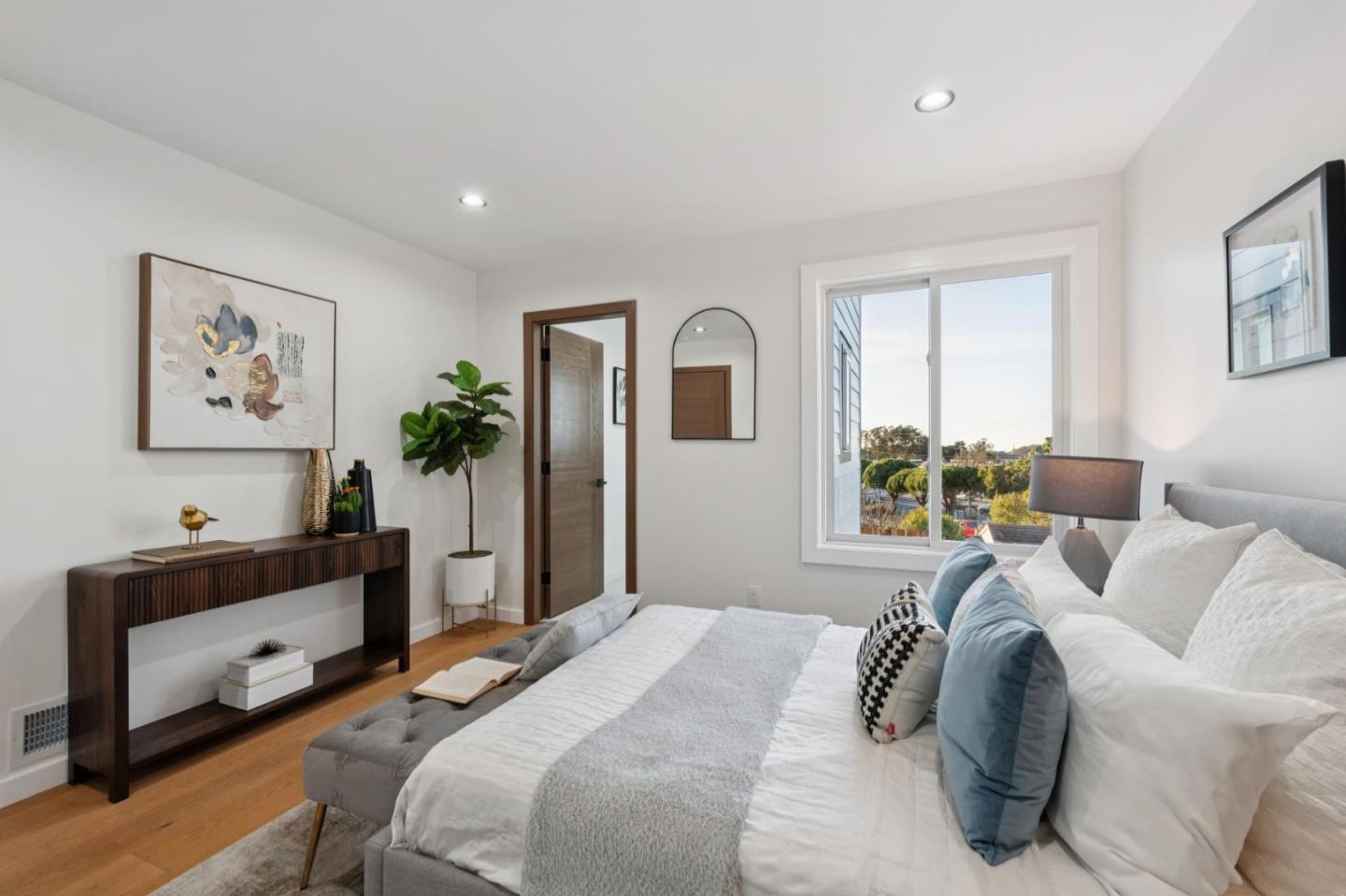 Detail Gallery Image 37 of 66 For 25 Ramsell St, San Francisco,  CA 94132 - 4 Beds | 3/1 Baths