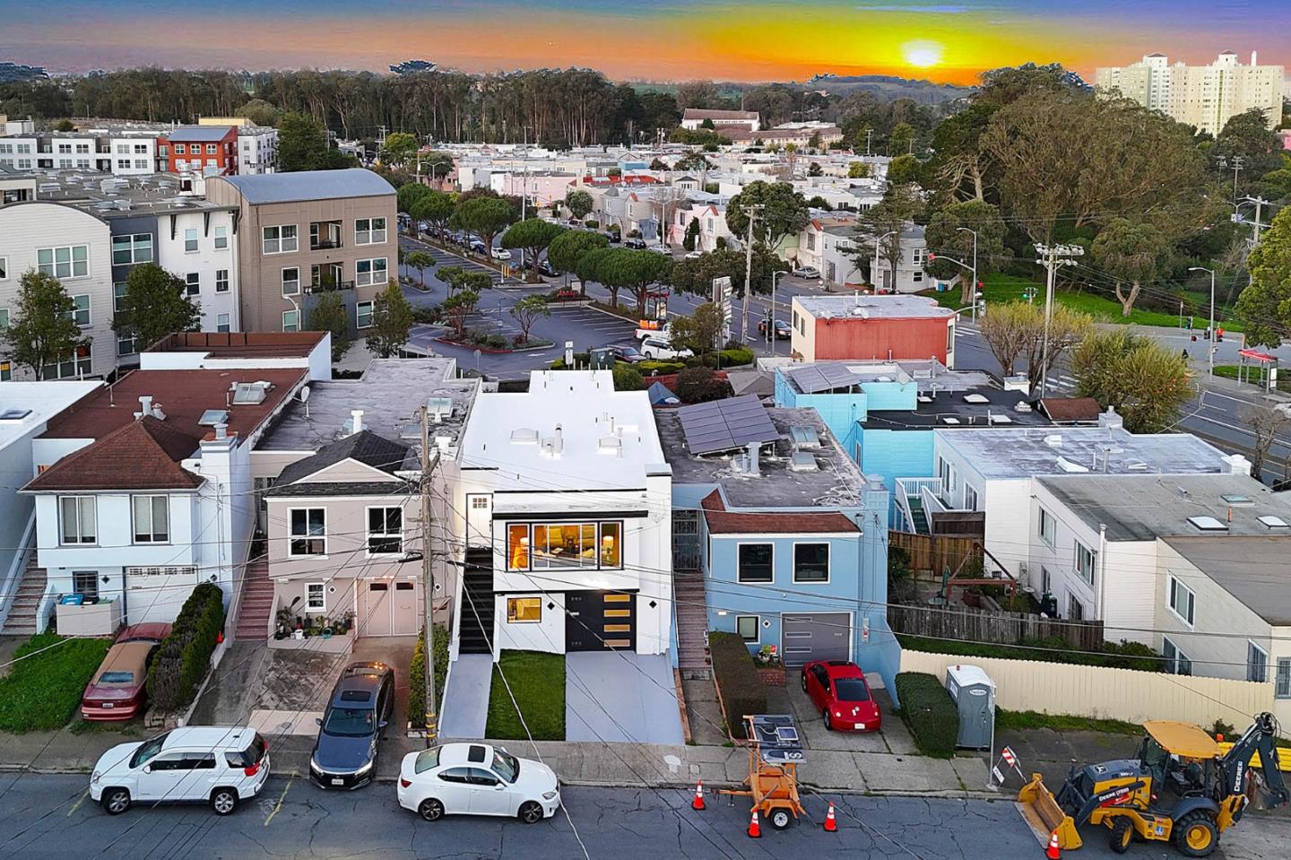 Detail Gallery Image 4 of 66 For 25 Ramsell St, San Francisco,  CA 94132 - 4 Beds | 3/1 Baths