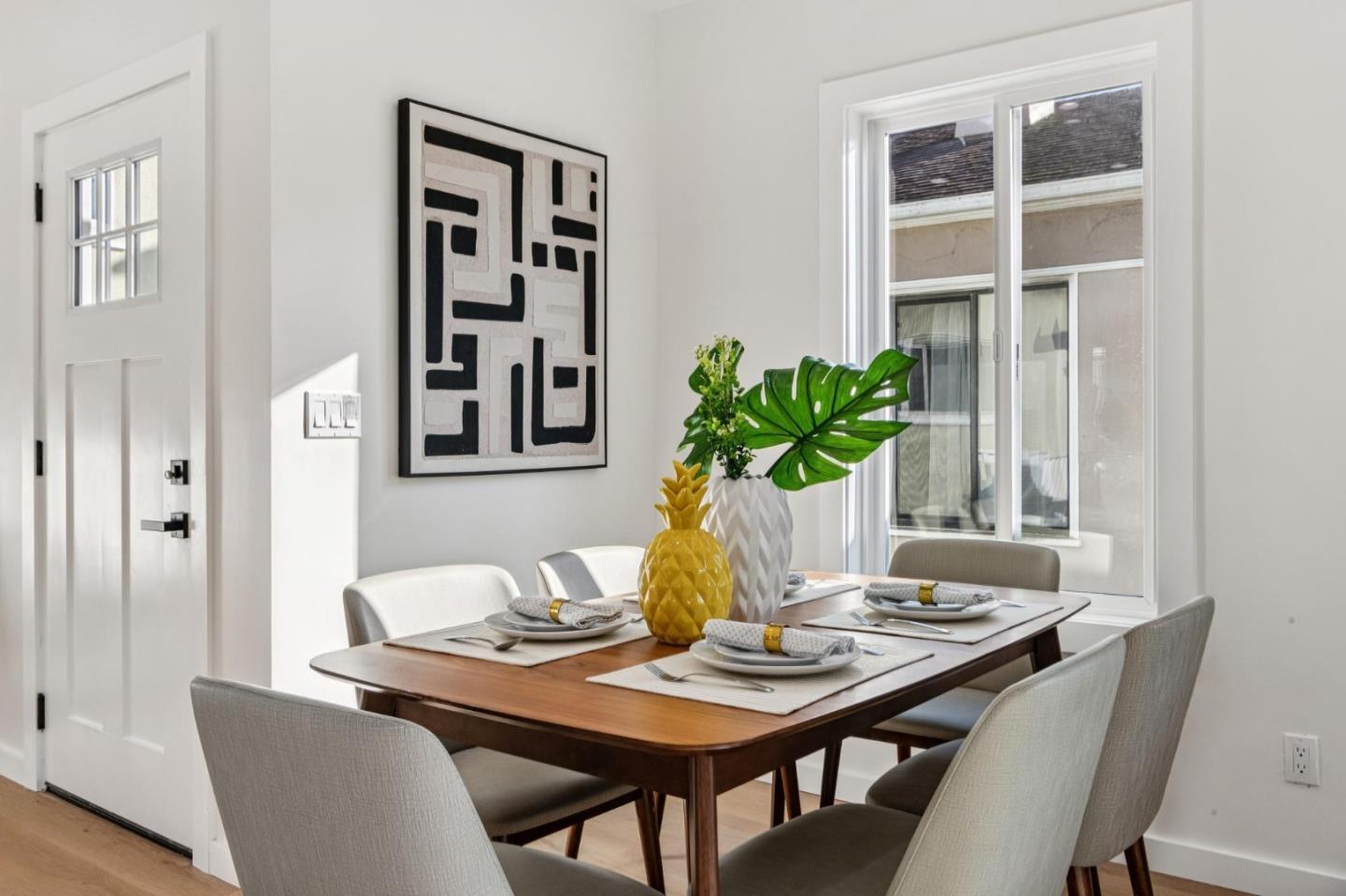 Detail Gallery Image 13 of 54 For 3060 19th Ave, San Francisco,  CA 94132 - 4 Beds | 4 Baths