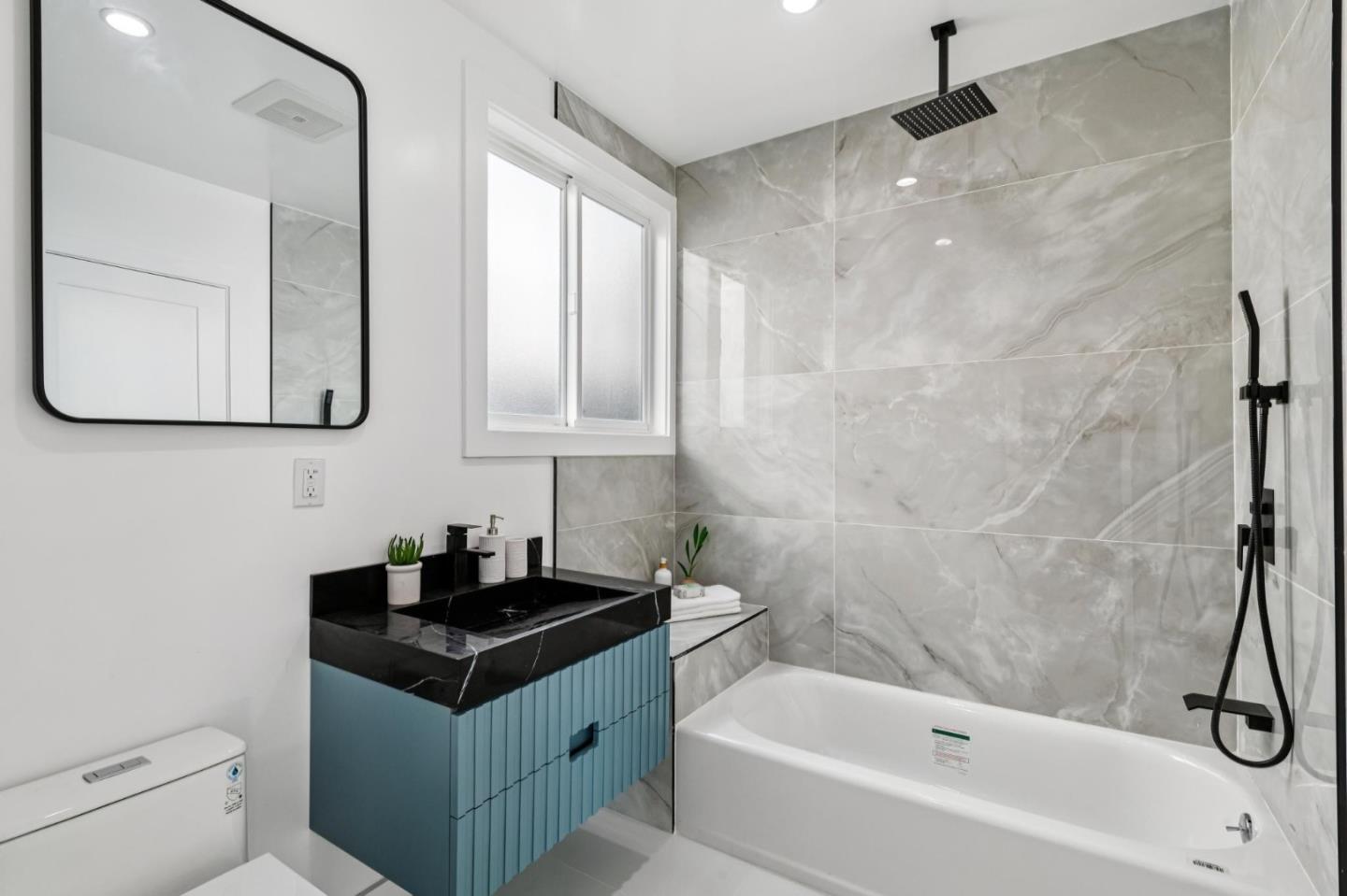 Detail Gallery Image 29 of 54 For 3060 19th Ave, San Francisco,  CA 94132 - 4 Beds | 4 Baths