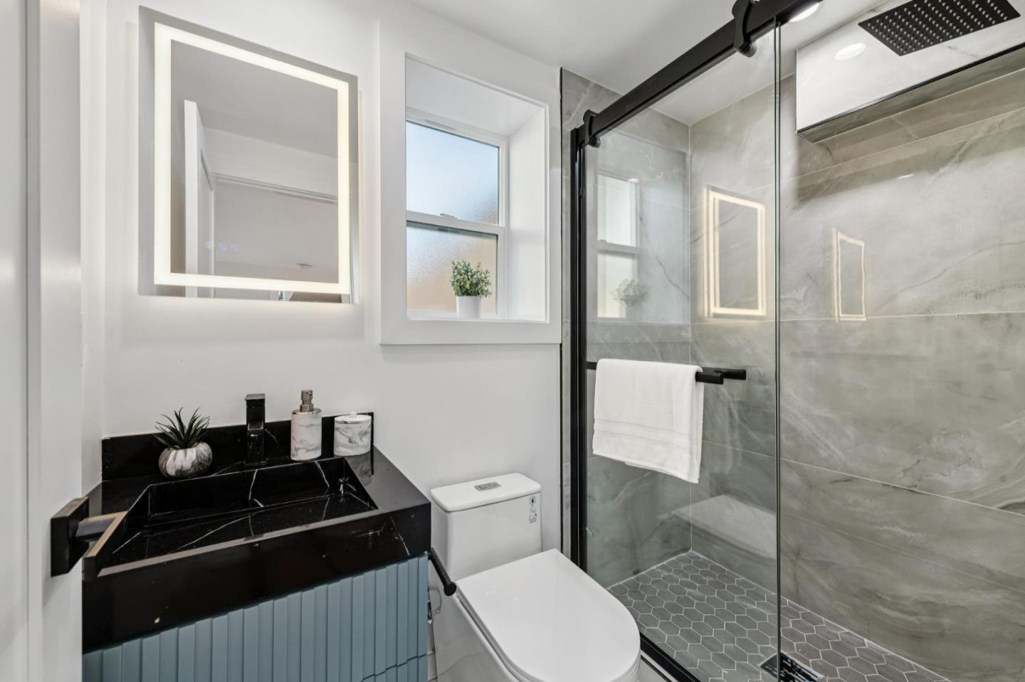 Detail Gallery Image 44 of 54 For 3060 19th Ave, San Francisco,  CA 94132 - 4 Beds | 4 Baths