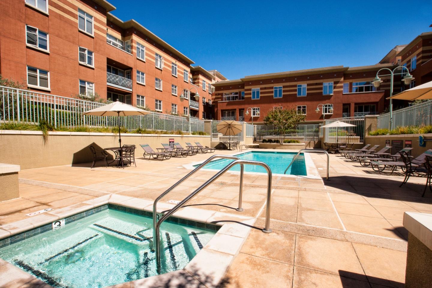 Detail Gallery Image 18 of 24 For 130 E San Fernando St #419,  San Jose,  CA 95112 - 2 Beds | 2/1 Baths