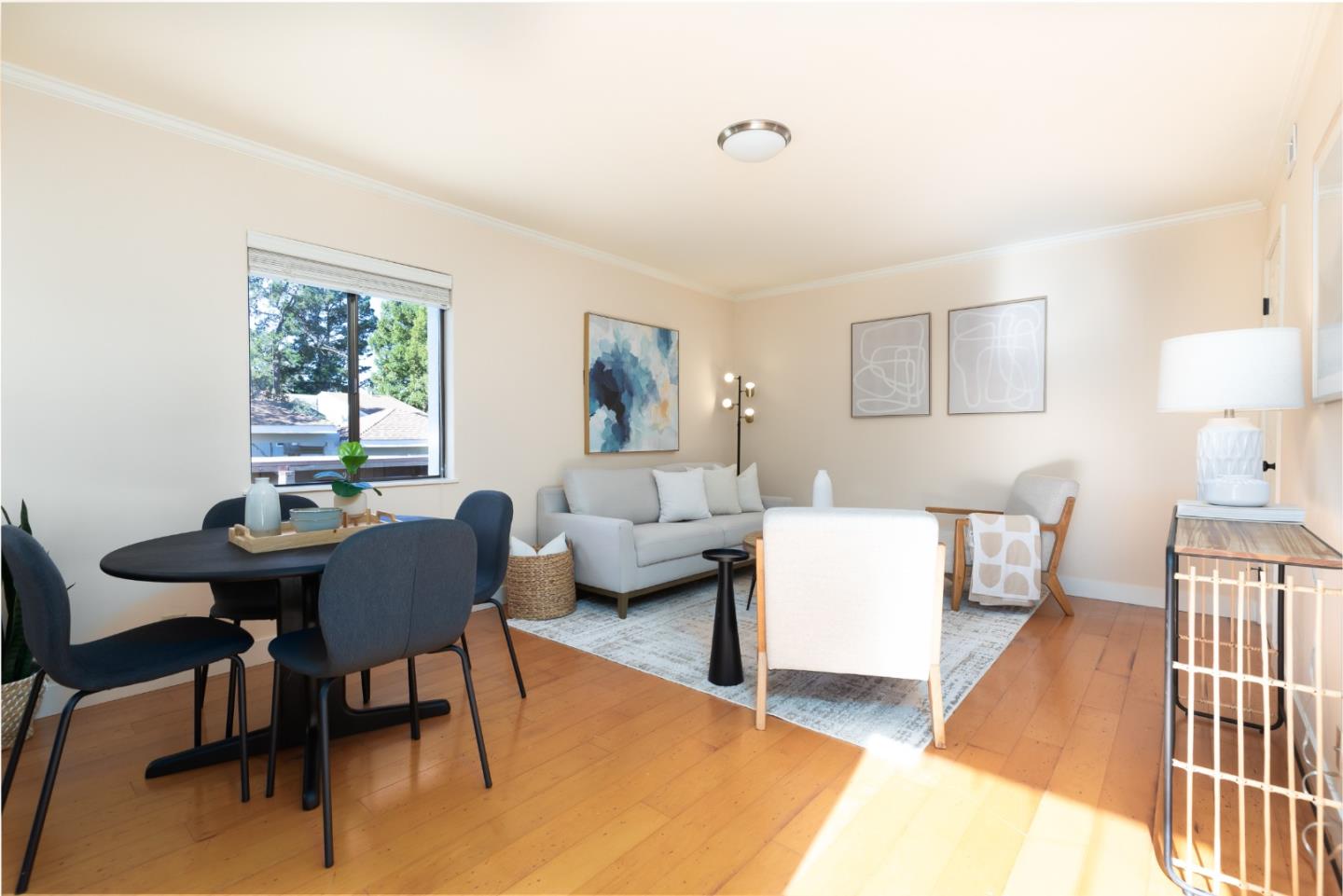 Detail Gallery Image 5 of 20 For 500 Glenwood Cir #120,  Monterey,  CA 93940 - 1 Beds | 1 Baths