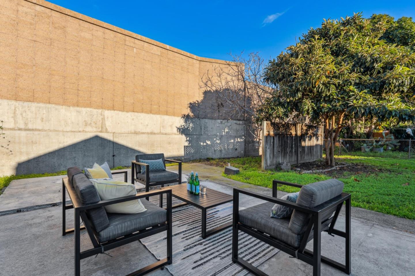 Detail Gallery Image 54 of 63 For 584 Warden Ave, San Leandro,  CA 94577 - 3 Beds | 2 Baths