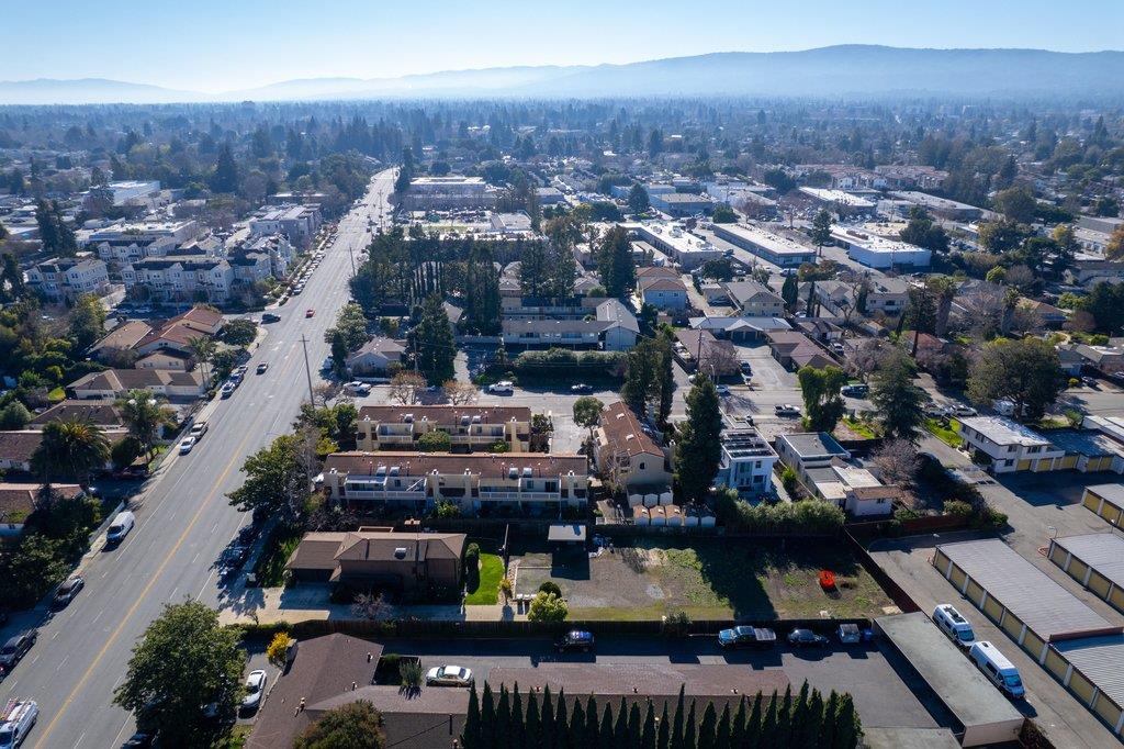 Detail Gallery Image 20 of 20 For 888 N Rengstorff Ave, Mountain View,  CA 94043 - 4 Beds | 2 Baths