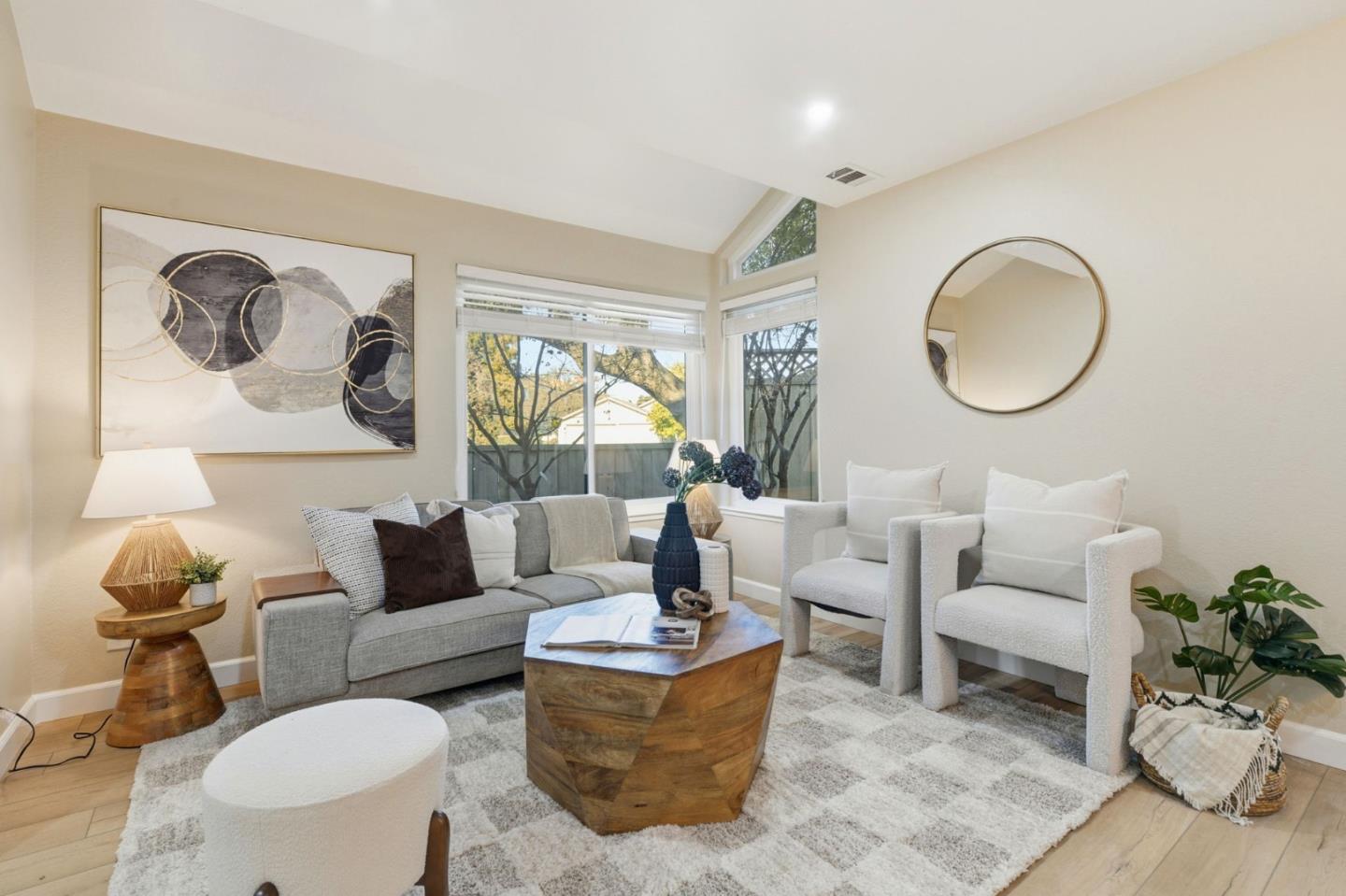 Photo #3: ML82030800 Listing: Photo #3