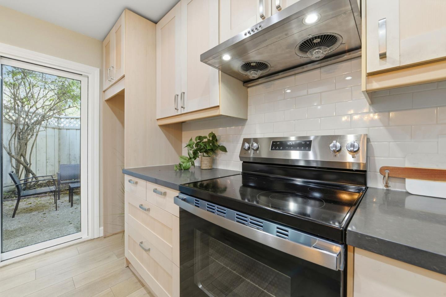 Photo #9: ML82030800 Listing: Photo #9