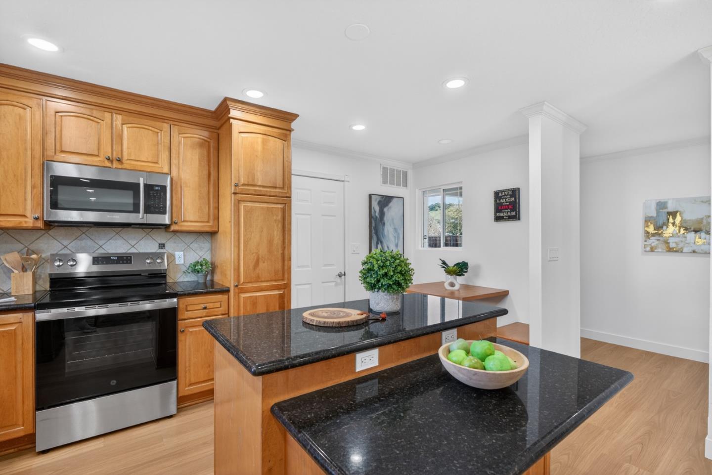 Detail Gallery Image 17 of 40 For 1056 Wallace Dr, San Jose,  CA 95120 - 3 Beds | 2 Baths