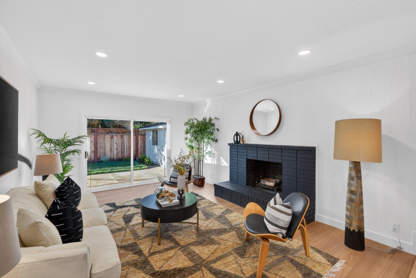 Detail Gallery Image 5 of 40 For 1056 Wallace Dr, San Jose,  CA 95120 - 3 Beds | 2 Baths