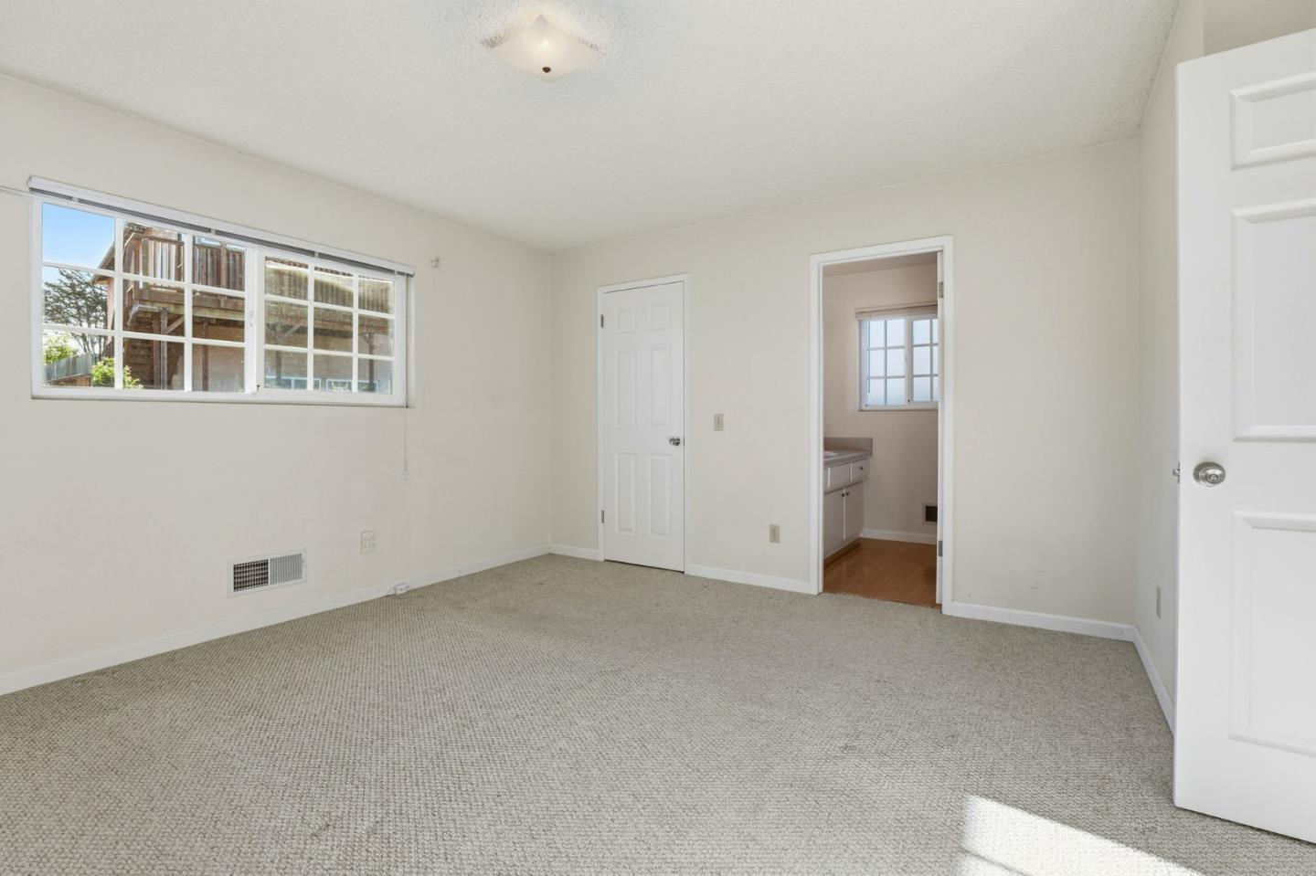 Detail Gallery Image 18 of 37 For 3288 Steven Ct, Marina,  CA 93933 - 4 Beds | 2 Baths