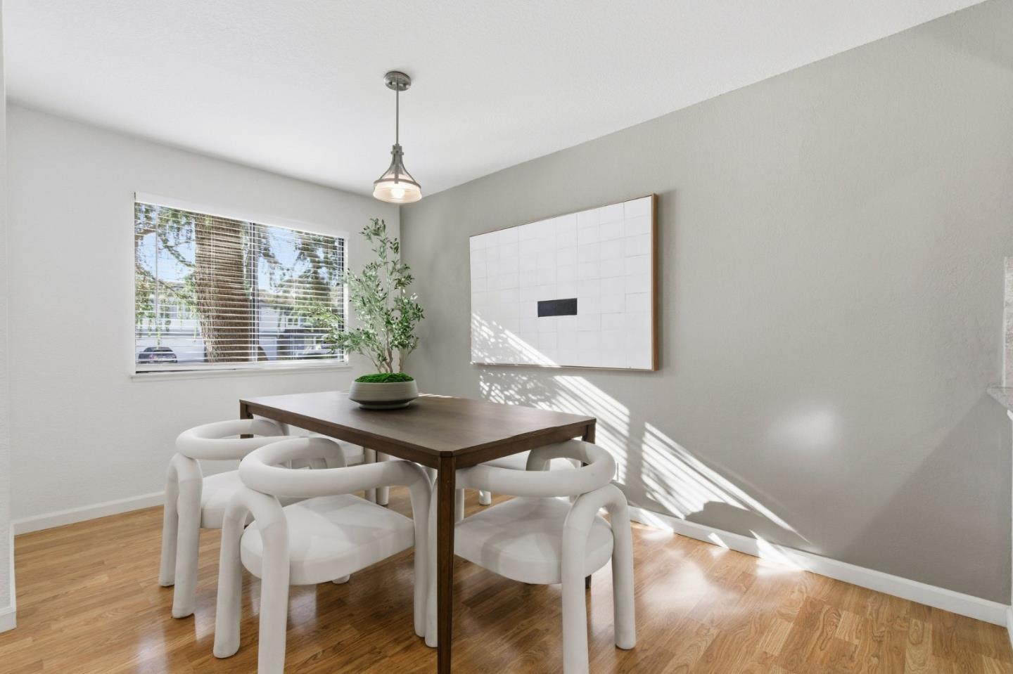 Photo #4: ML82030806 Listing: Photo #4