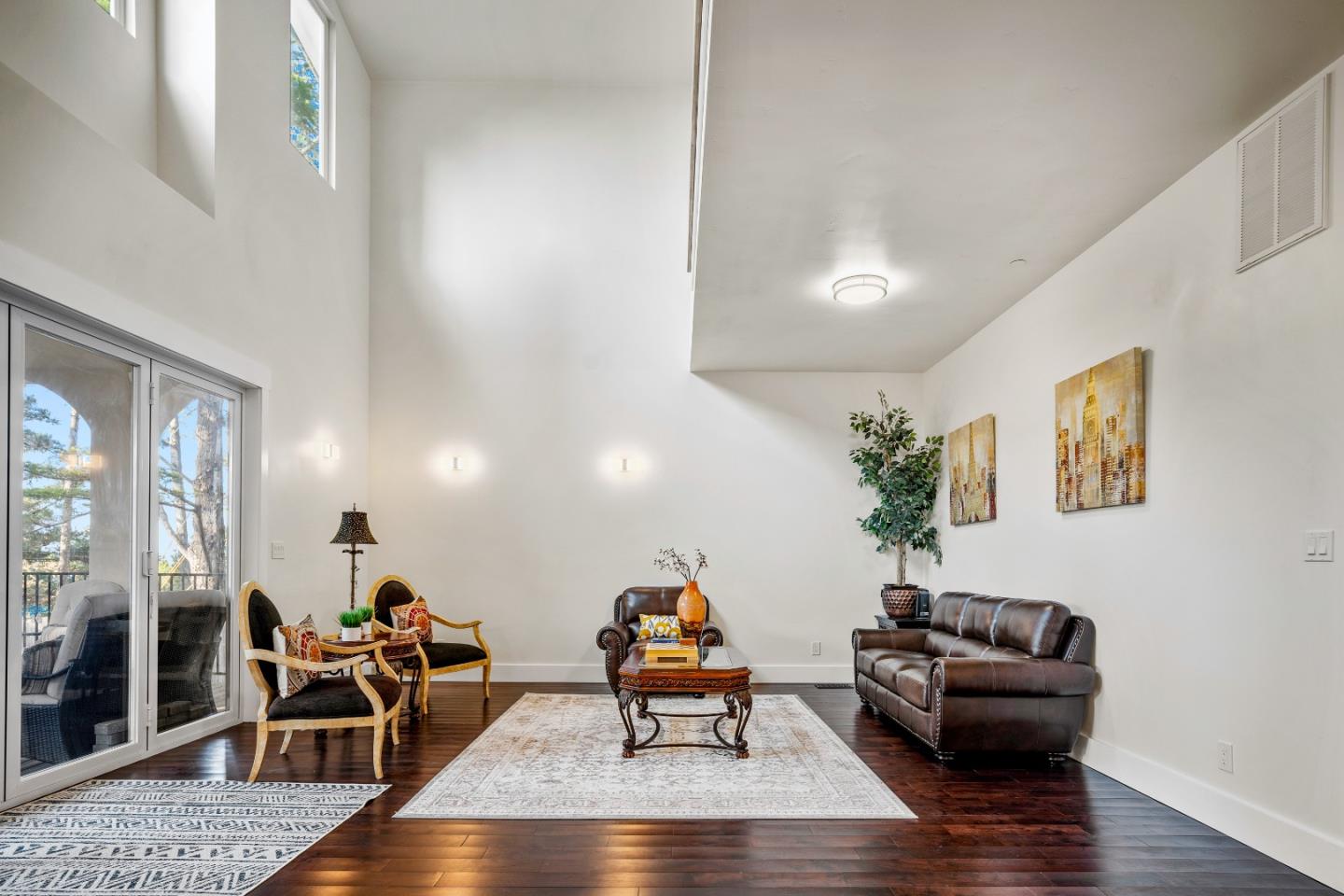 Detail Gallery Image 15 of 39 For 4044 Sunset Ln, Pebble Beach,  CA 93953 - 5 Beds | 4/1 Baths