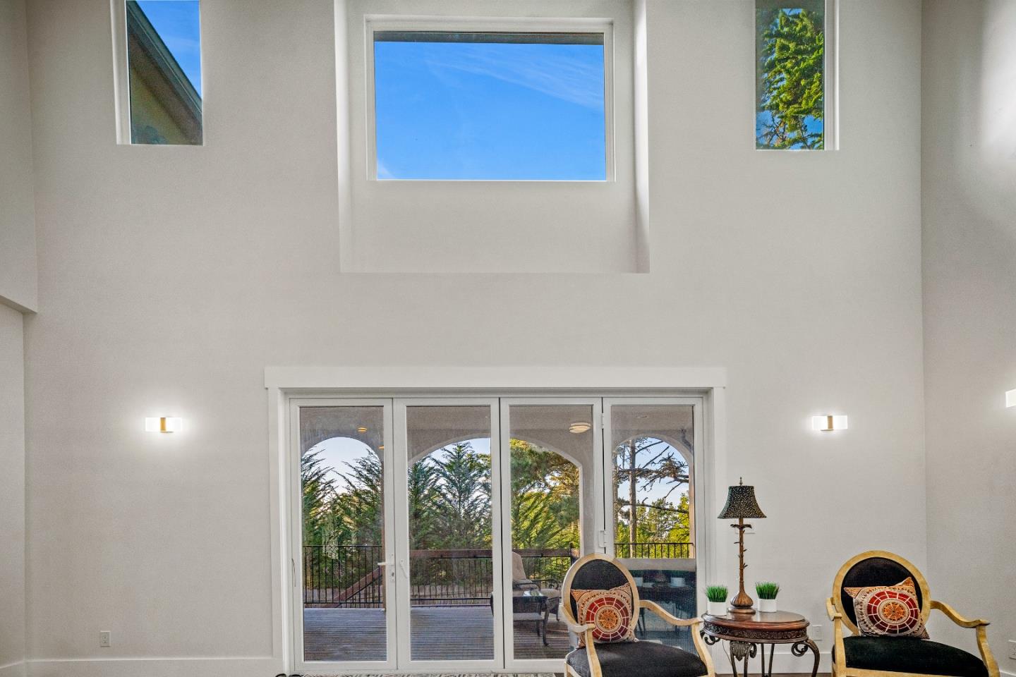 Detail Gallery Image 19 of 39 For 4044 Sunset Ln, Pebble Beach,  CA 93953 - 5 Beds | 4/1 Baths