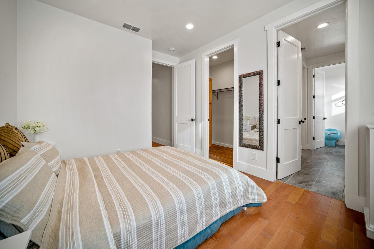 Detail Gallery Image 27 of 39 For 4044 Sunset Ln, Pebble Beach,  CA 93953 - 5 Beds | 4/1 Baths