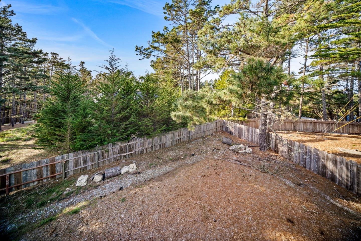 Detail Gallery Image 37 of 39 For 4044 Sunset Ln, Pebble Beach,  CA 93953 - 5 Beds | 4/1 Baths