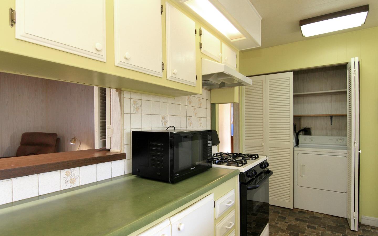 Detail Gallery Image 11 of 23 For 4425 Clares St #3,  Capitola,  CA 95010 - 2 Beds | 2 Baths