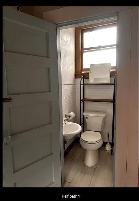 Detail Gallery Image 13 of 19 For 14090 Winnie St, Walnut Grove,  CA 95690 - 5 Beds | 1/3 Baths