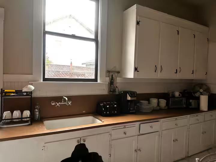 Detail Gallery Image 5 of 19 For 14090 Winnie St, Walnut Grove,  CA 95690 - 5 Beds | 1/3 Baths