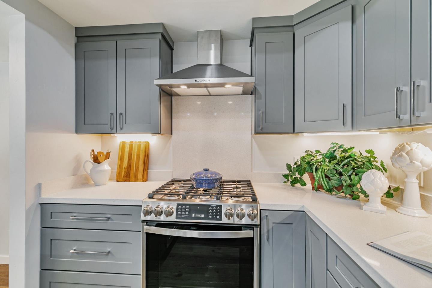 Photo #28: ML82030812 Listing: Photo #28