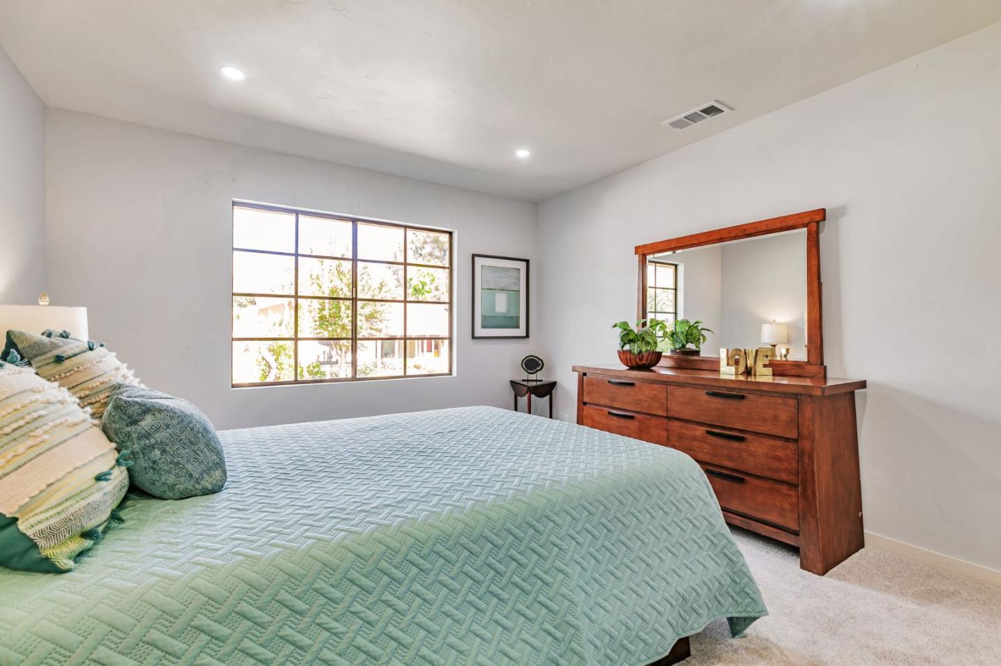 Photo #8: ML82030812 Listing: Photo #8