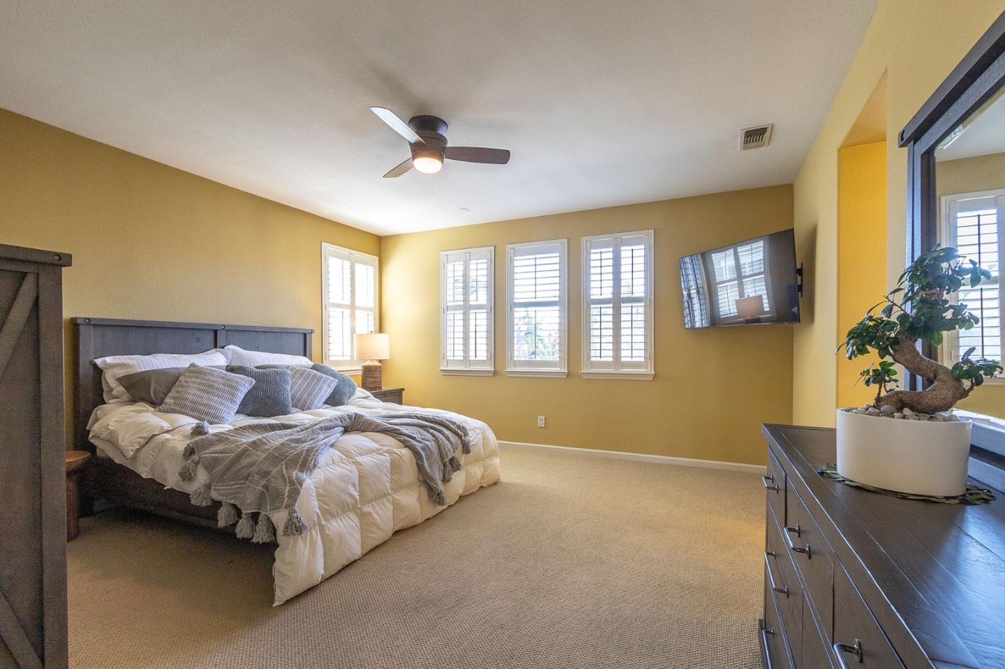 Detail Gallery Image 24 of 80 For 7197 Windcliff Ln, San Jose,  CA 95138 - 5 Beds | 3/1 Baths