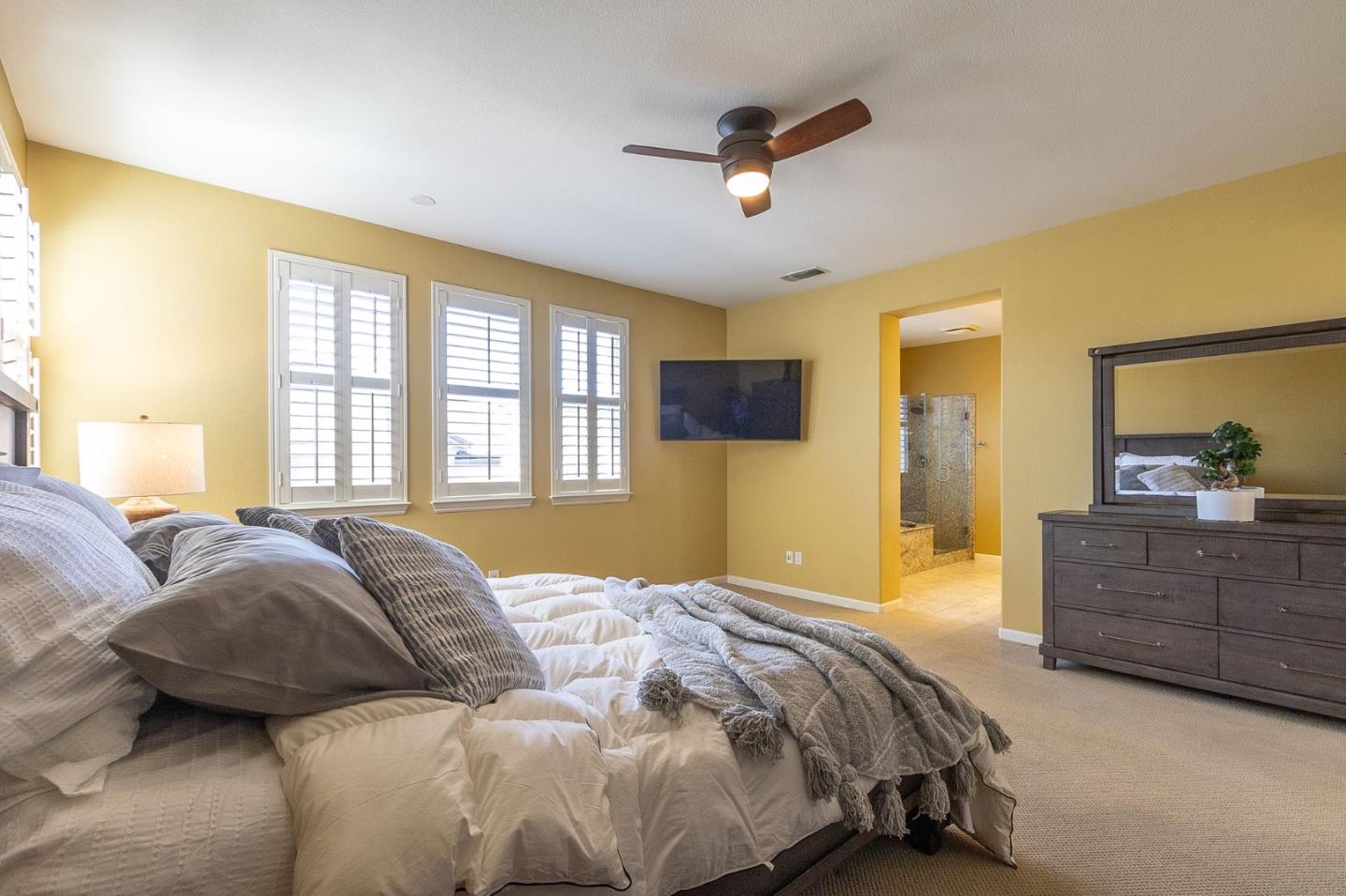 Detail Gallery Image 25 of 80 For 7197 Windcliff Ln, San Jose,  CA 95138 - 5 Beds | 3/1 Baths