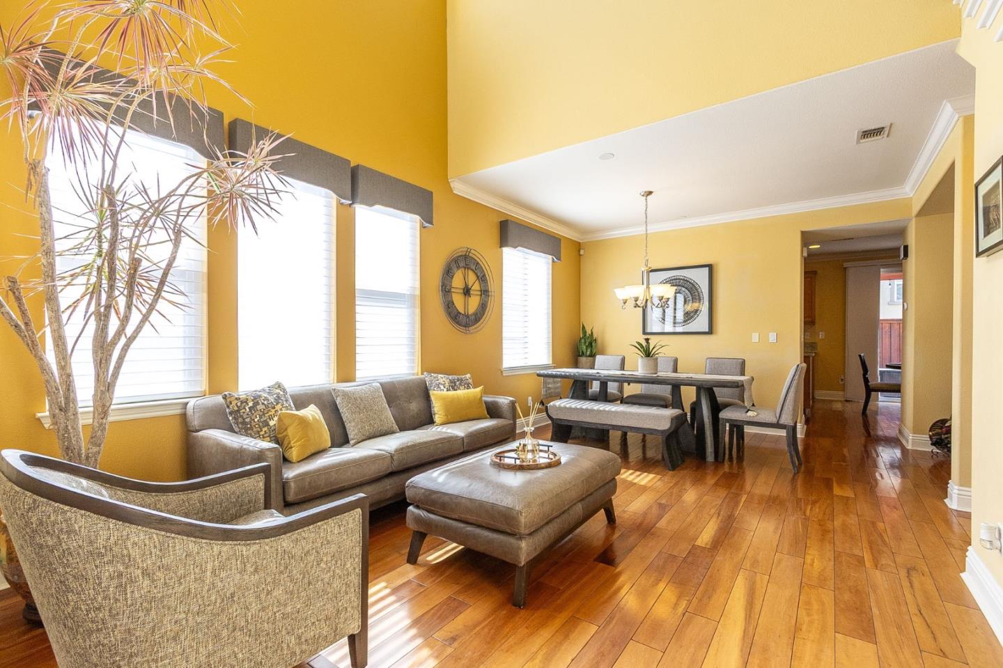 Detail Gallery Image 7 of 80 For 7197 Windcliff Ln, San Jose,  CA 95138 - 5 Beds | 3/1 Baths