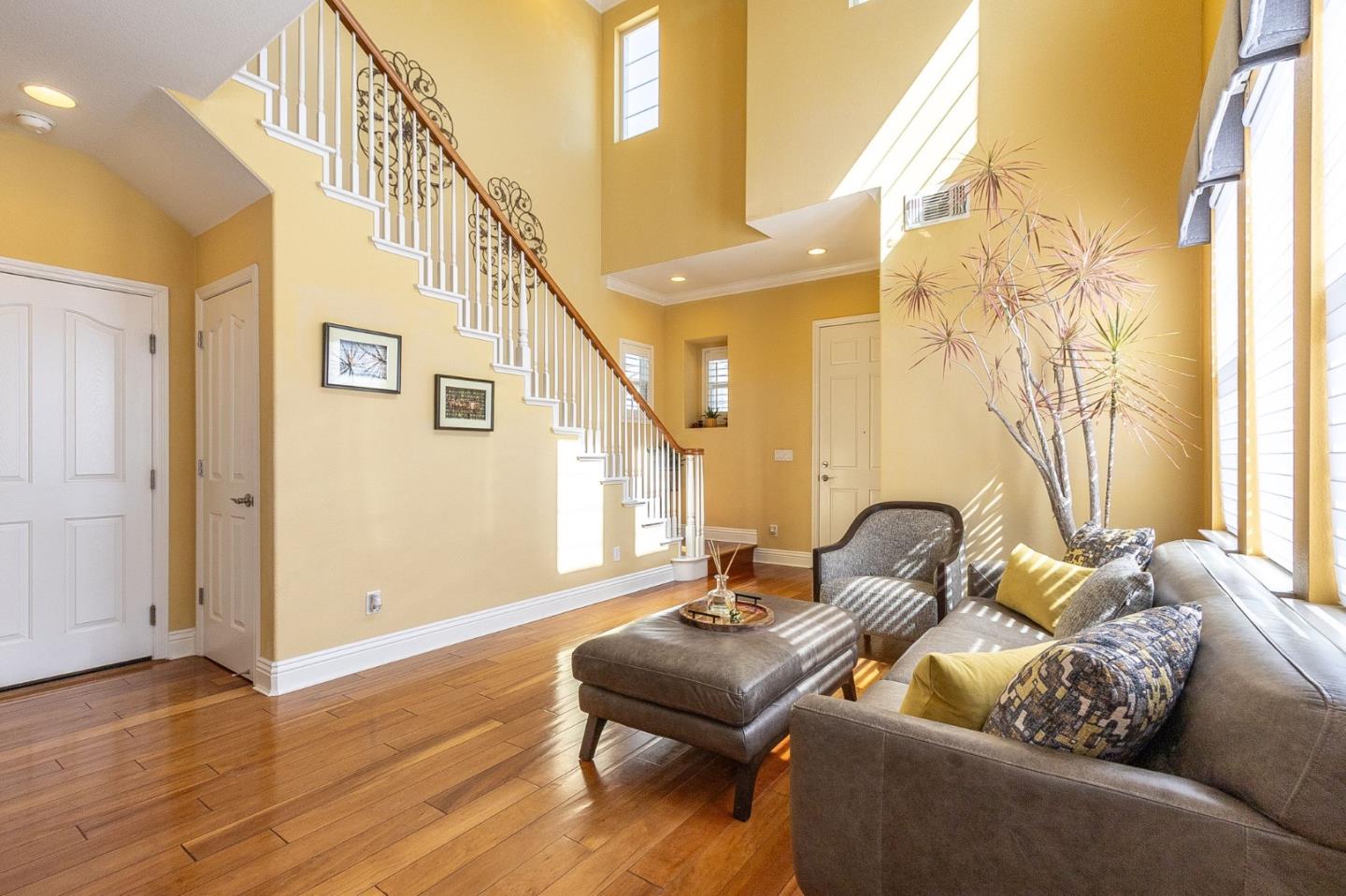 Detail Gallery Image 9 of 80 For 7197 Windcliff Ln, San Jose,  CA 95138 - 5 Beds | 3/1 Baths