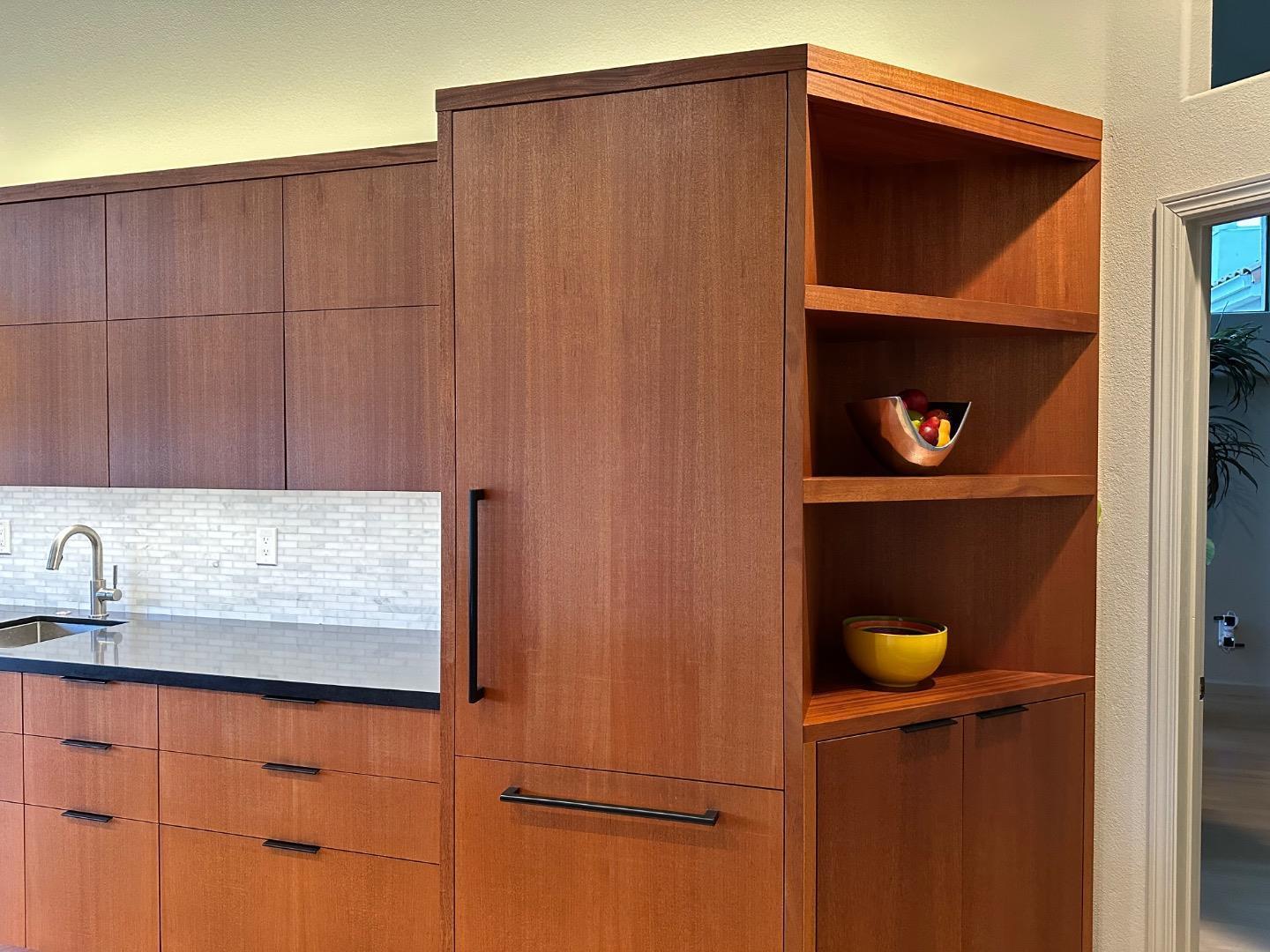 Detail Gallery Image 8 of 21 For 8255 Rancho Real, Gilroy,  CA 95020 - 3 Beds | 3/1 Baths