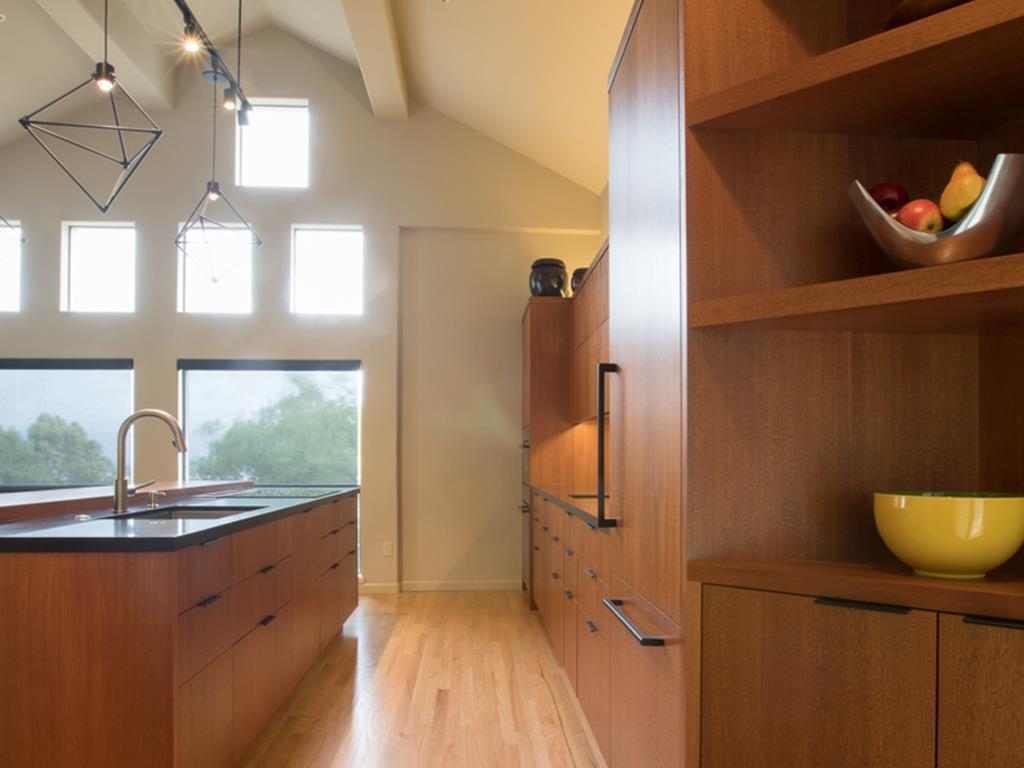 Detail Gallery Image 9 of 21 For 8255 Rancho Real, Gilroy,  CA 95020 - 3 Beds | 3/1 Baths