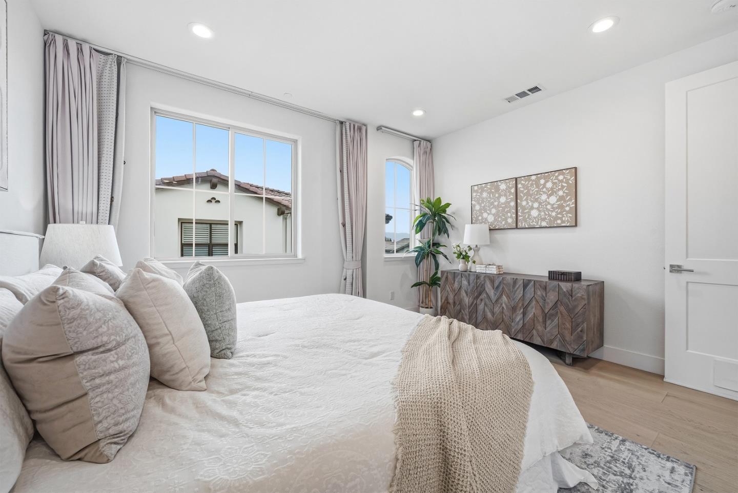 Photo #16: ML82030820 Listing: Photo #16