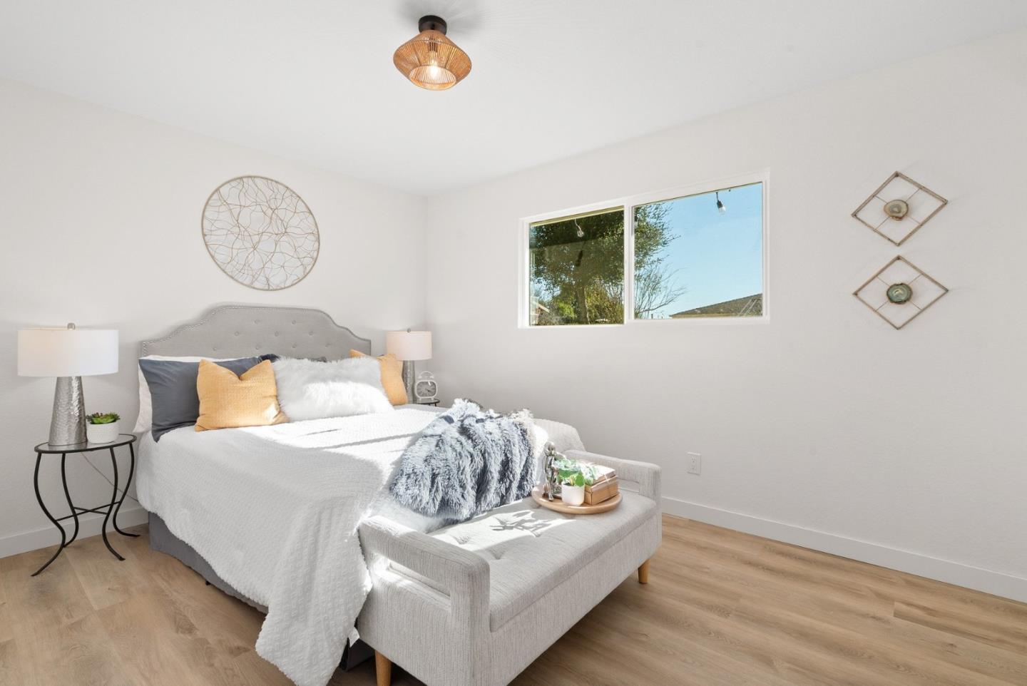 Detail Gallery Image 11 of 22 For 118 San Simeon Dr, Watsonville,  CA 95076 - 3 Beds | 2 Baths