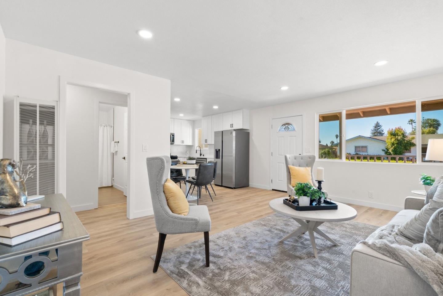 Detail Gallery Image 5 of 22 For 118 San Simeon Dr, Watsonville,  CA 95076 - 3 Beds | 2 Baths