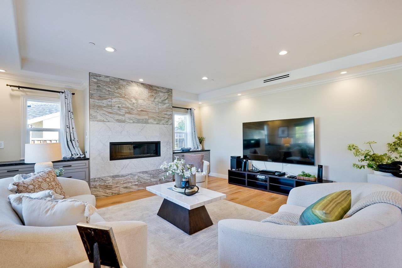 Detail Gallery Image 3 of 51 For 349 Merlin Ct, Fremont,  CA 94539 - 5 Beds | 3 Baths