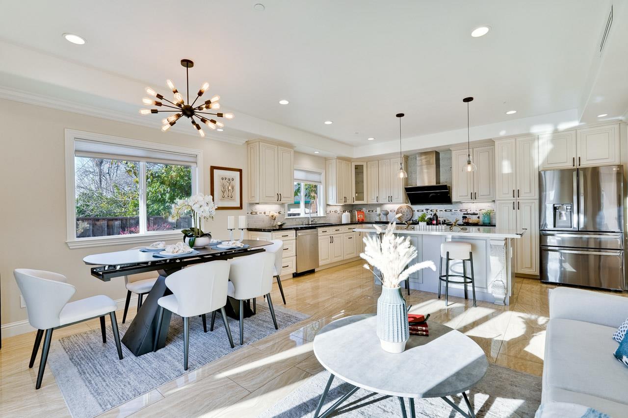 Detail Gallery Image 8 of 51 For 349 Merlin Ct, Fremont,  CA 94539 - 5 Beds | 3 Baths