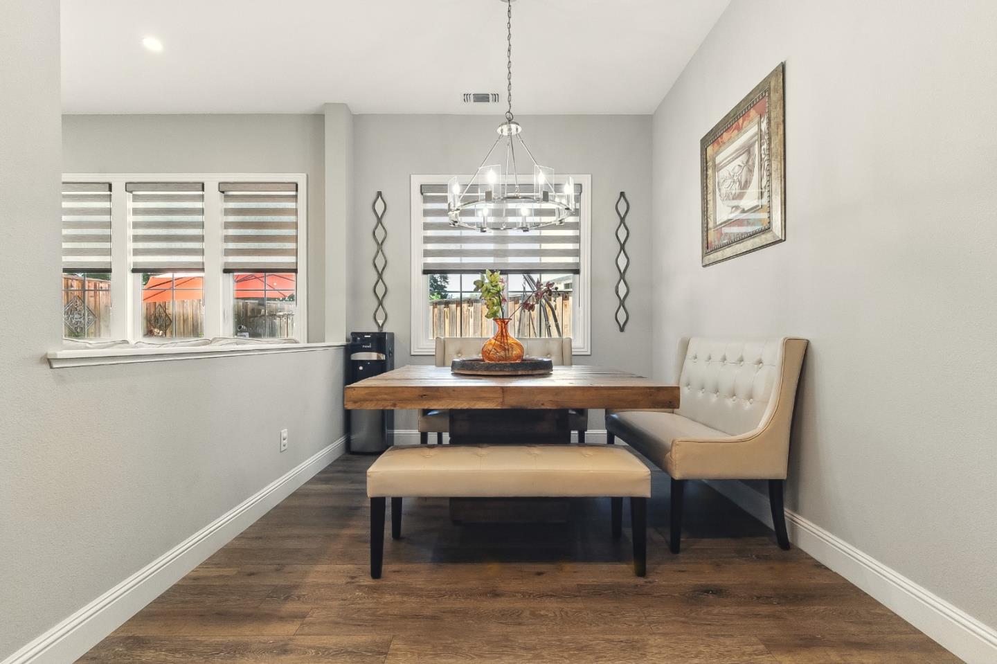 Detail Gallery Image 10 of 34 For 124 Barias Pl, Pleasanton,  CA 94566 - 3 Beds | 2/1 Baths