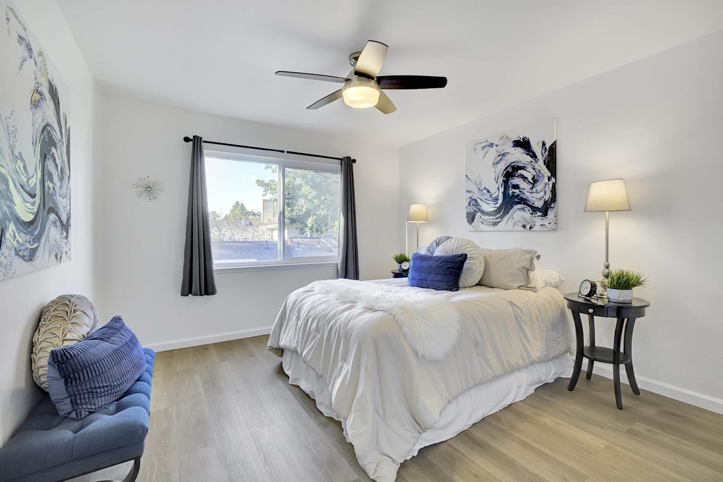 Detail Gallery Image 30 of 39 For 216 Mountain View Ave, Mountain View,  CA 94041 - 5 Beds | 5 Baths