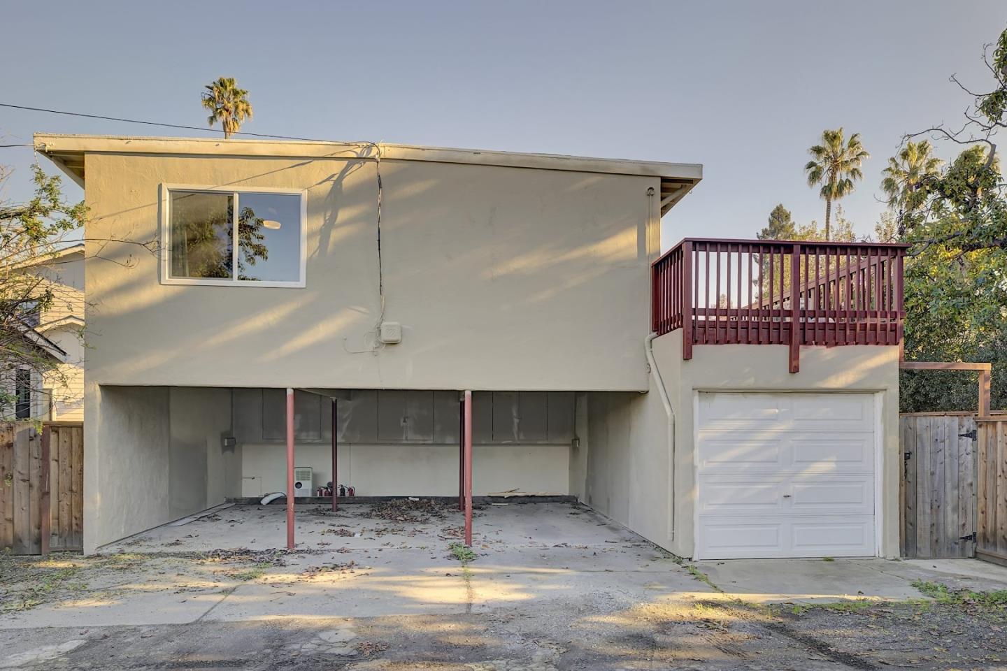 Detail Gallery Image 35 of 39 For 216 Mountain View Ave, Mountain View,  CA 94041 - 5 Beds | 5 Baths