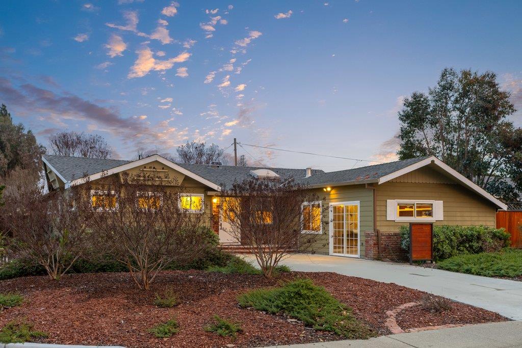 Detail Gallery Image 7 of 72 For 764 Blaisdell Ct, San Jose,  CA 95117 - 4 Beds | 2 Baths