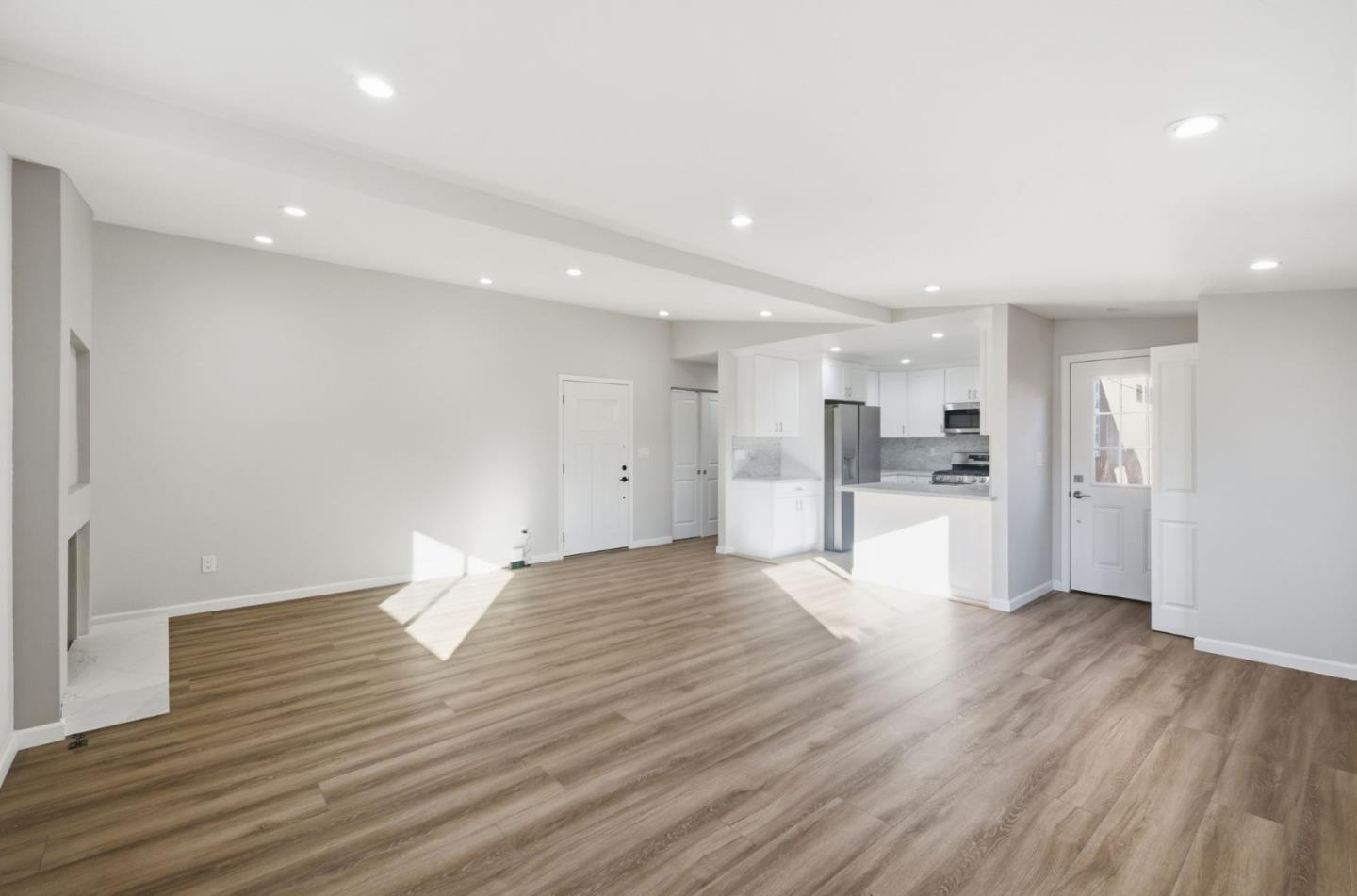 Detail Gallery Image 21 of 46 For 359 Reindollar Ave, Marina,  CA 93933 - 4 Beds | 2 Baths