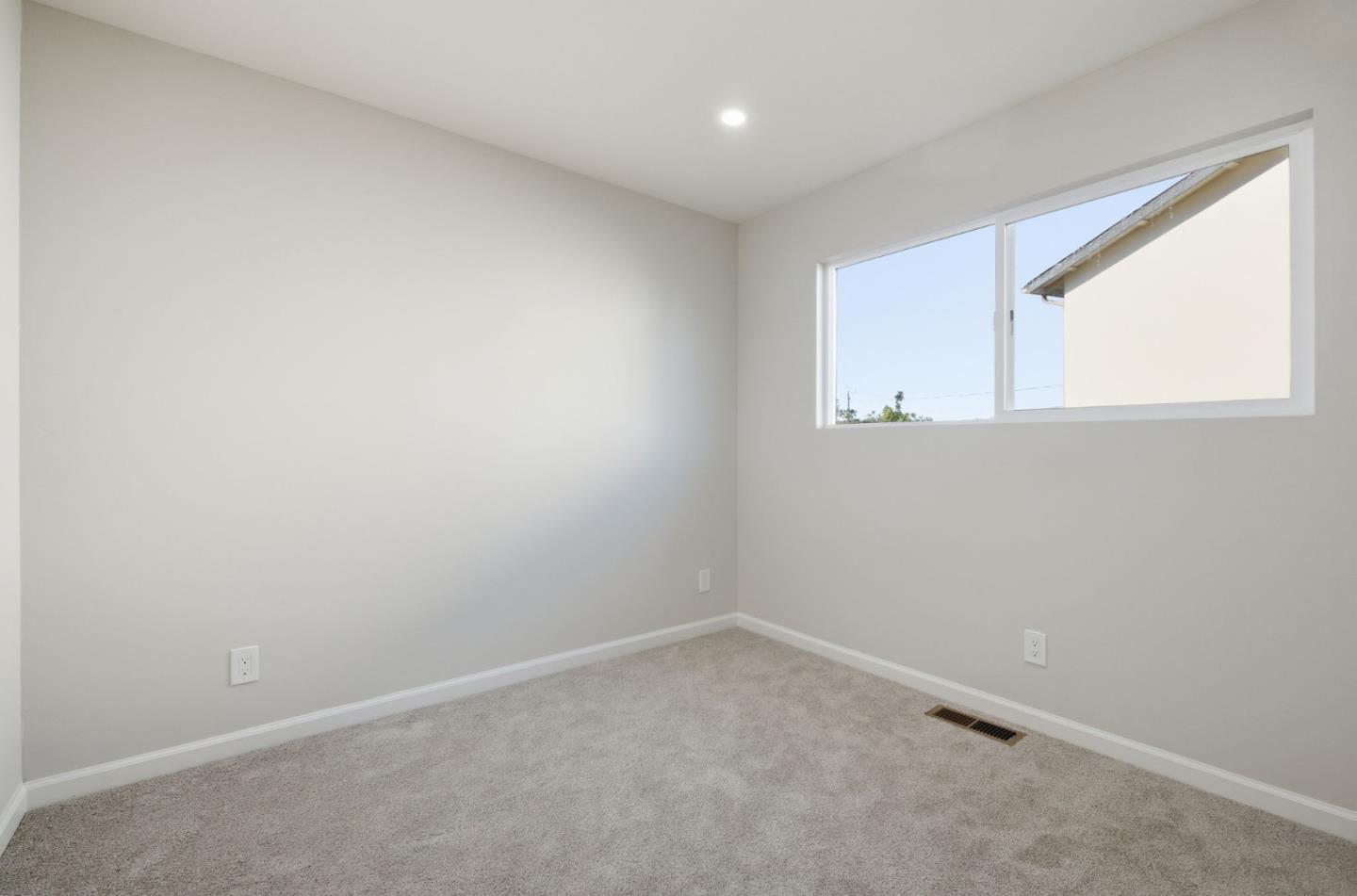 Detail Gallery Image 24 of 46 For 359 Reindollar Ave, Marina,  CA 93933 - 4 Beds | 2 Baths