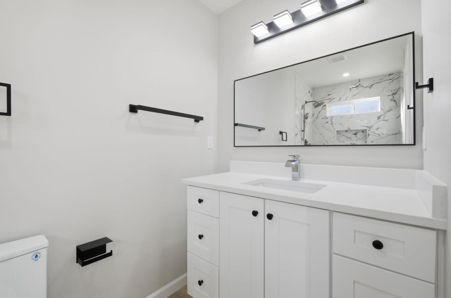 Detail Gallery Image 32 of 46 For 359 Reindollar Ave, Marina,  CA 93933 - 4 Beds | 2 Baths