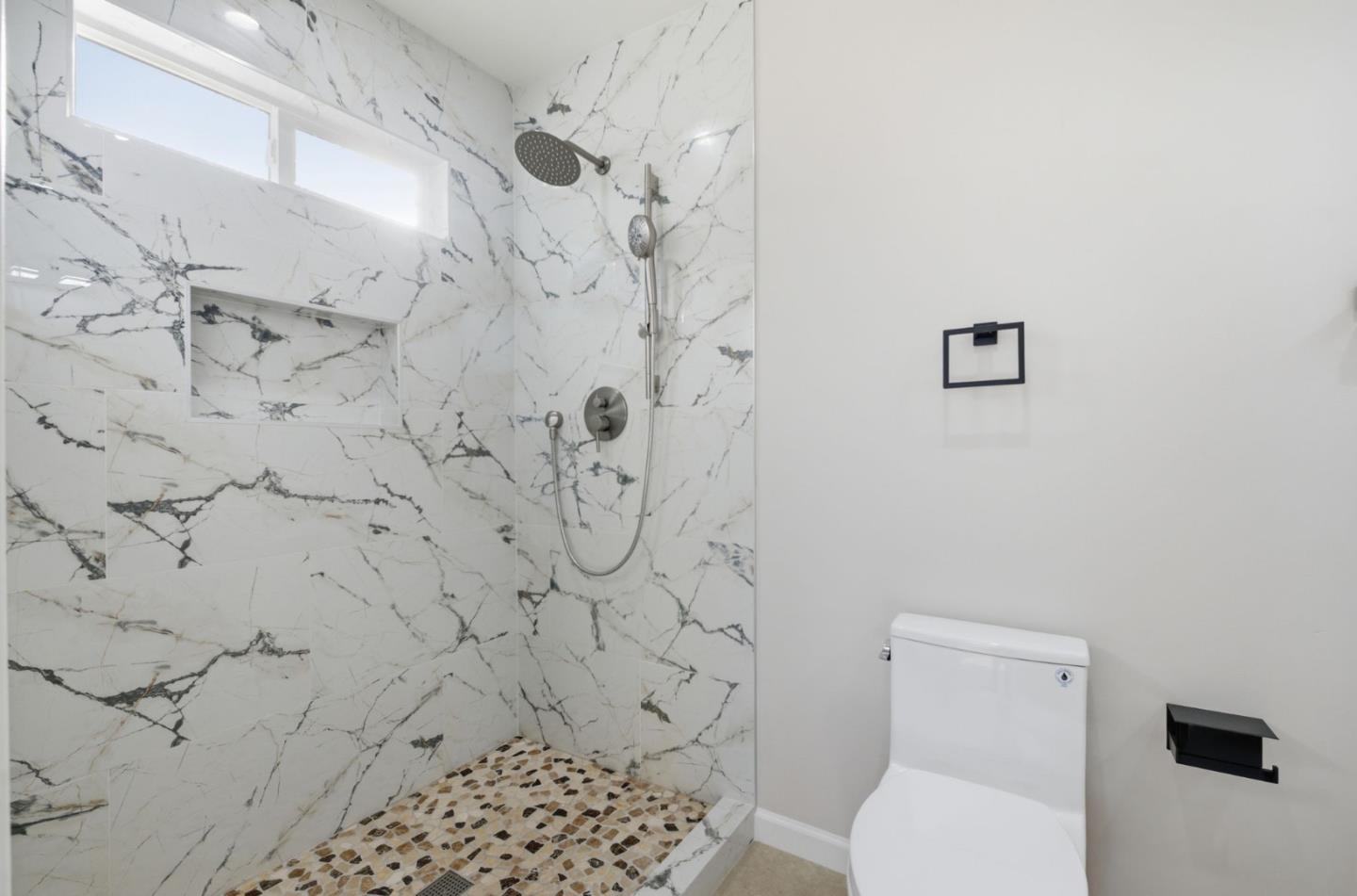 Detail Gallery Image 33 of 46 For 359 Reindollar Ave, Marina,  CA 93933 - 4 Beds | 2 Baths