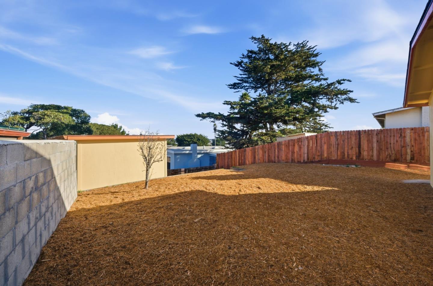 Detail Gallery Image 38 of 46 For 359 Reindollar Ave, Marina,  CA 93933 - 4 Beds | 2 Baths