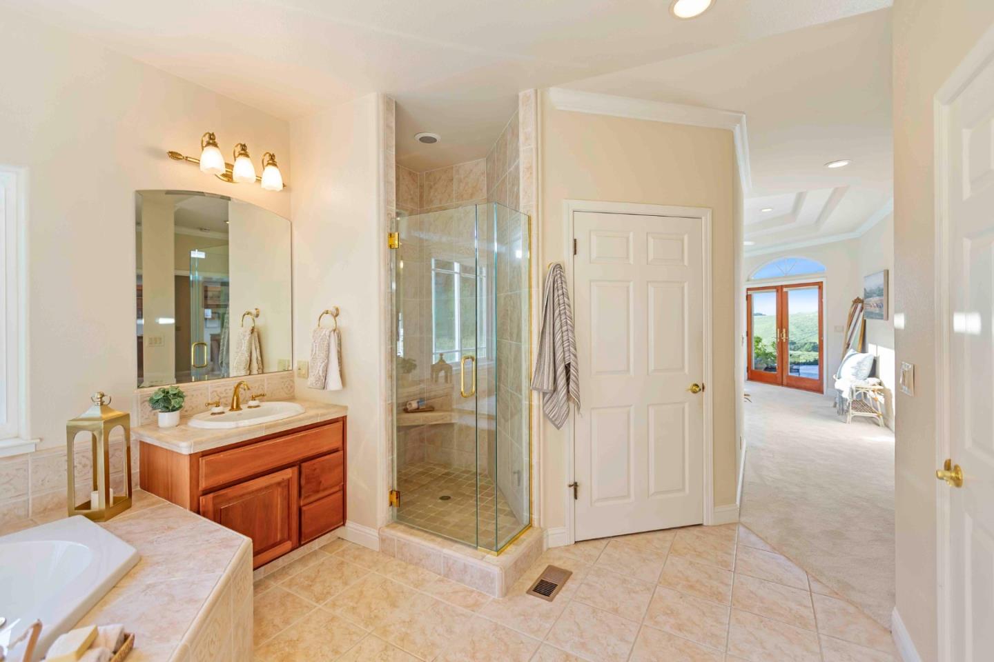 Detail Gallery Image 23 of 48 For 1860 Salinas Rd, San Juan Bautista,  CA 95045 - 4 Beds | 3 Baths