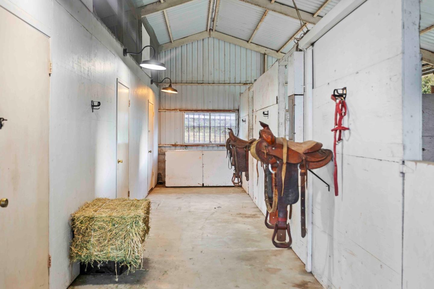 Detail Gallery Image 43 of 48 For 1860 Salinas Rd, San Juan Bautista,  CA 95045 - 4 Beds | 3 Baths