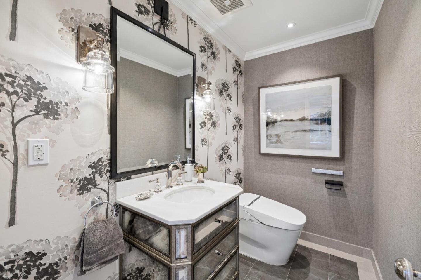 Detail Gallery Image 17 of 34 For 20 Politzer Dr, Menlo Park,  CA 94025 - 3 Beds | 3/1 Baths